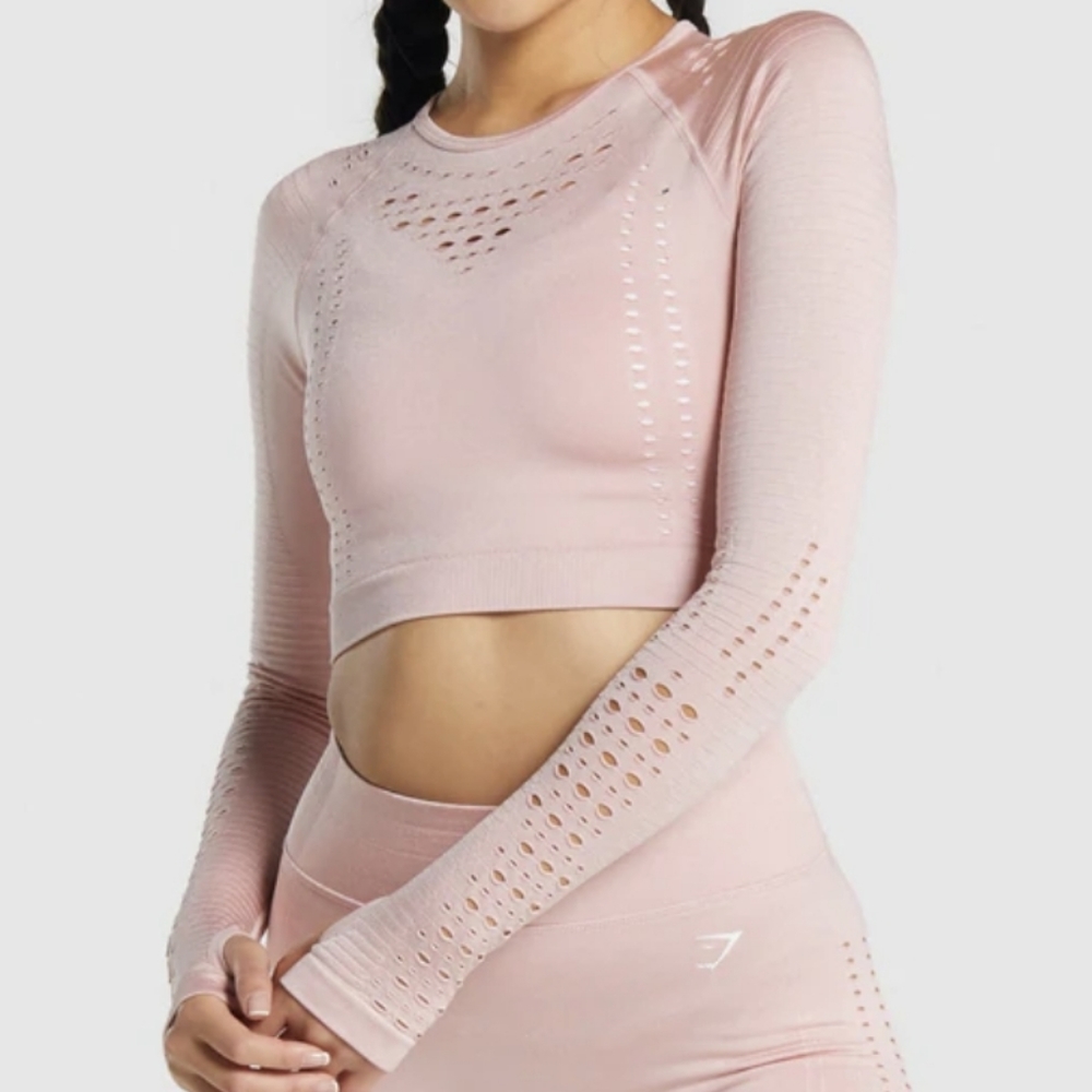 GLOW LONG SLEEVE SEAMLESS CROP TOP